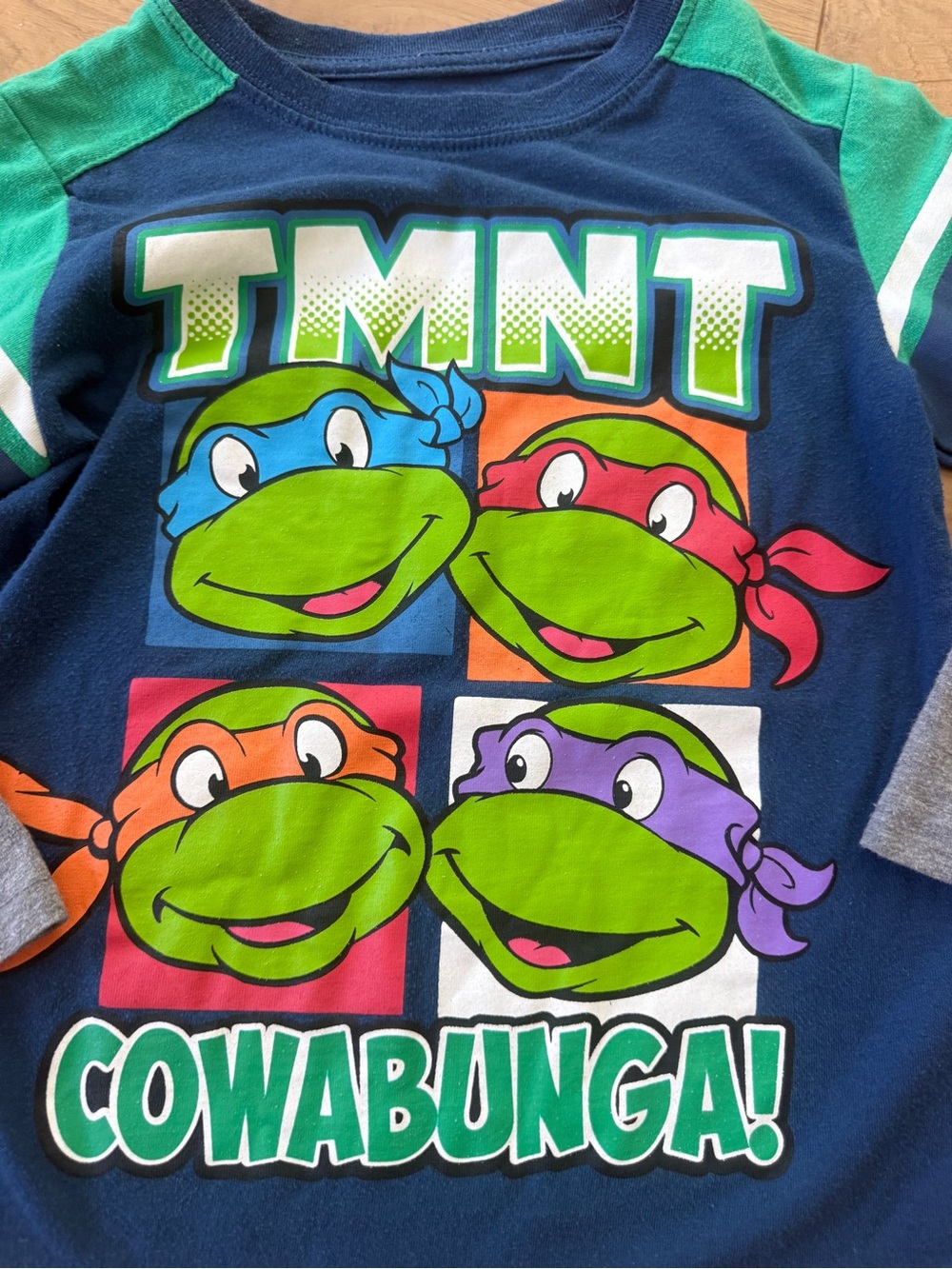 Nickelodeon Navy, Green & Gray TMNT 'Cowabunga!' Long Sleeve Tee Ninja Turtles - Picture 2 of 2